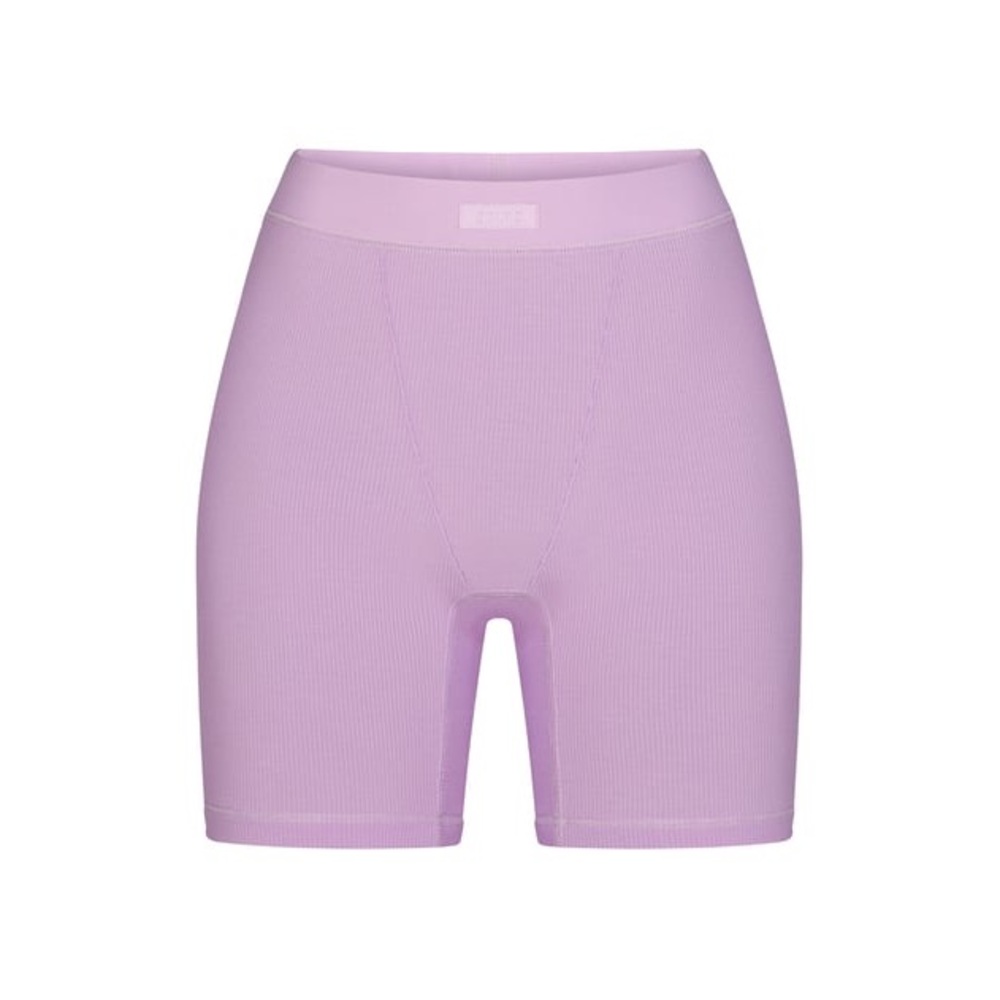 NWOT SKIMS Soft Lounge Boxer in Sugar Plum